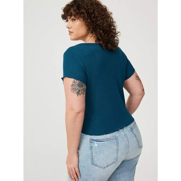 NWT TORRID Button-Up Tee - Picture 3 of 4